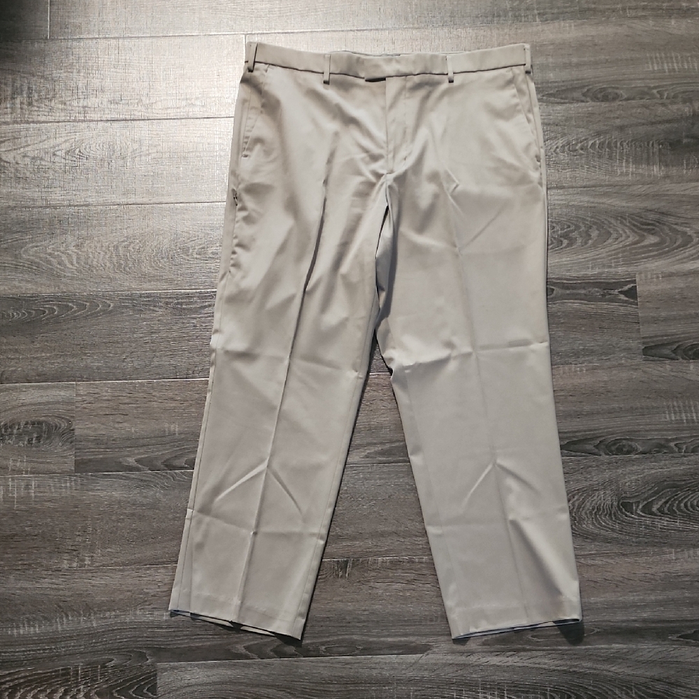 🎉 Dockers Flat Front Classic Fit Dress Pants 🎉